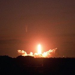 STS-101 Liftoff 1