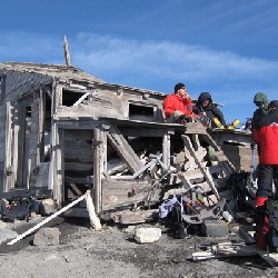 Mount Adams Summit Lookout