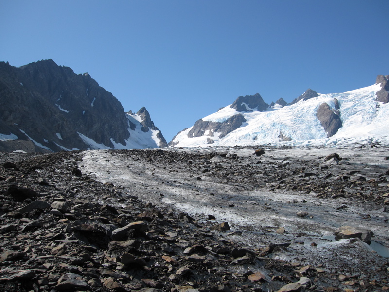 Blue Glacier Ice Falls / Rocky Blue Glacier (2)